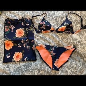 TRIANGL neoprene floral bikini barely worn! Top size S++ bottoms are M. W/ bag